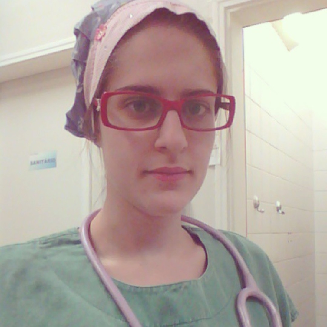 Dra. Eloá na residência